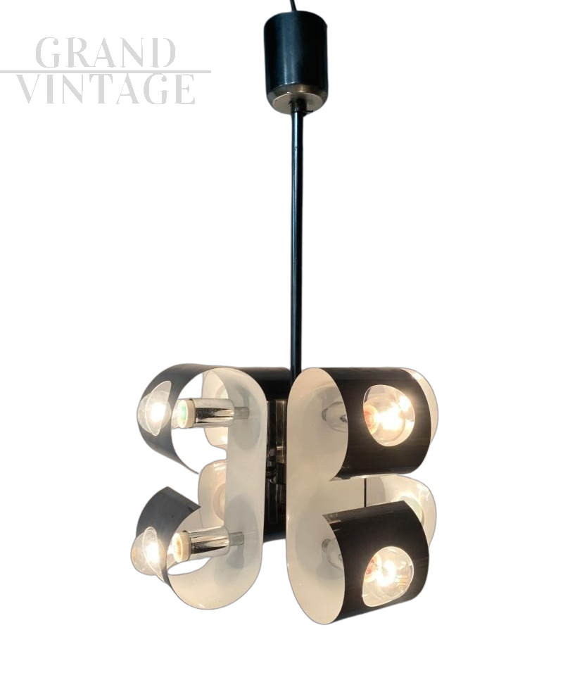 Reggiani chrome chandelier with 8 lights, Italian space age from the 70s      