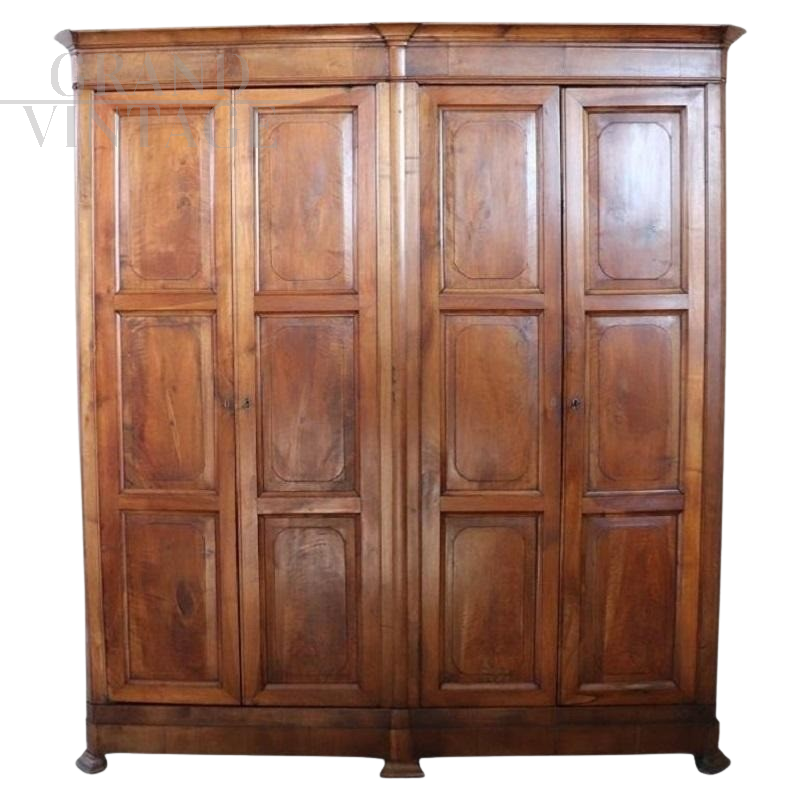 Majestic 19th century solid walnut wardrobe