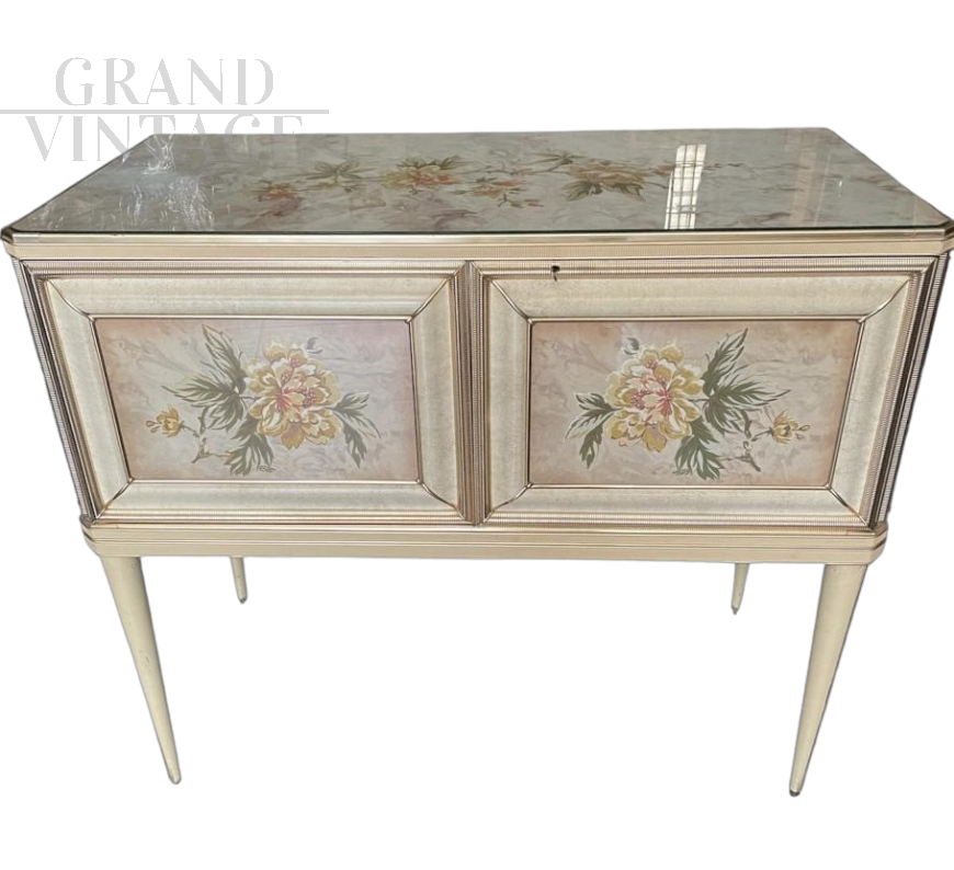 Vintage bar cabinet by Umberto Mascagni in parchment painted with floral motifs              
                            