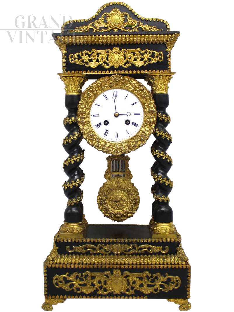 Napoleon III porch pendulum clock in ebonized wood - 1800s