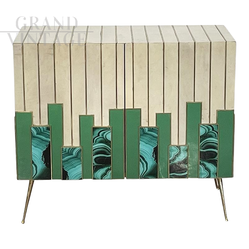 Small sideboard in malachite green glass and natural parchment