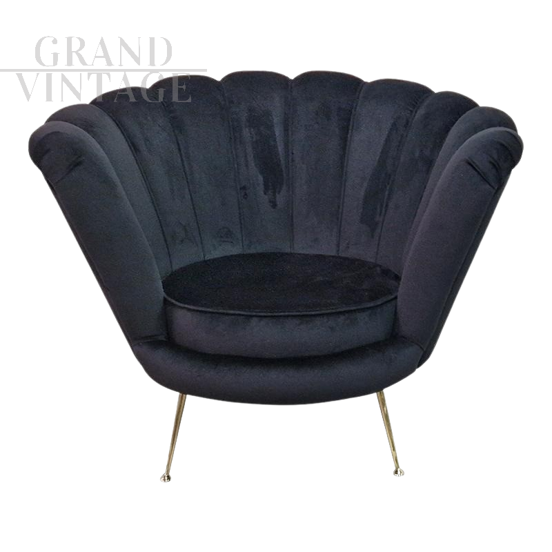 Fan-shaped design armchair in black fabric and brass