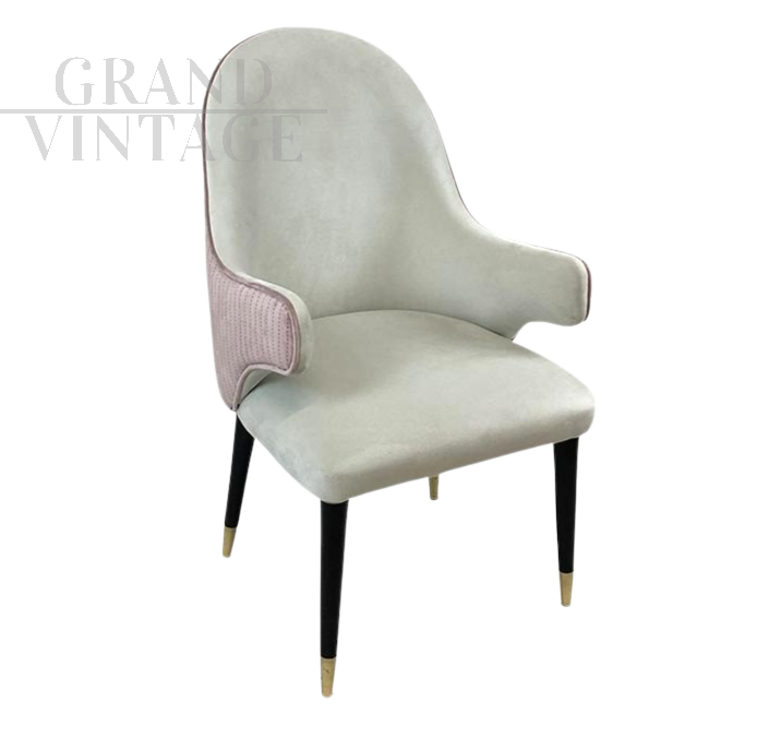 Design end chair in pink and white velvet