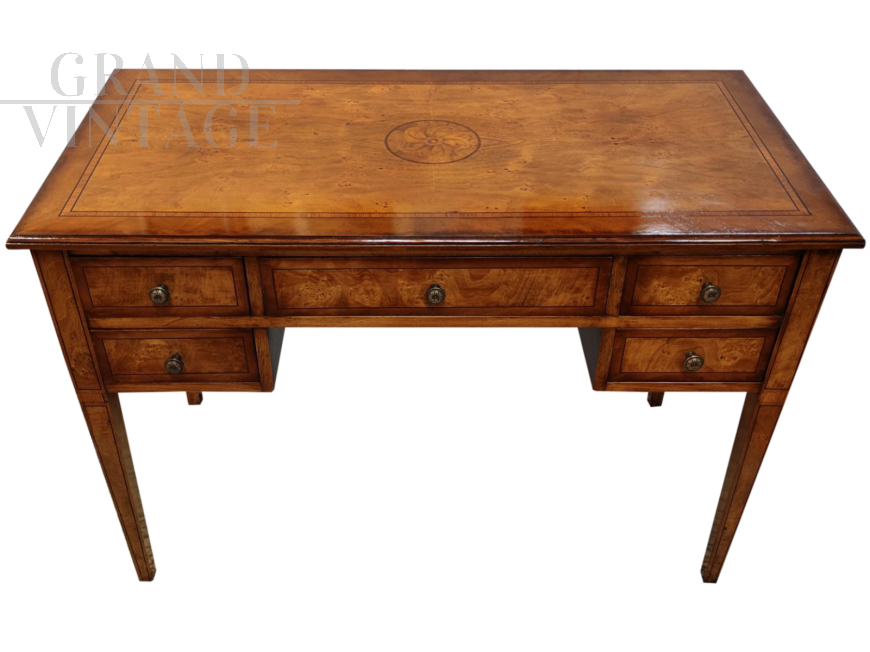 Antique briar desk with inlaid rosette on the top