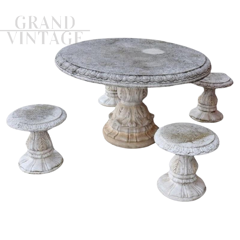 Vintage garden set with table and 4 terrazzo stools in concrete grit        