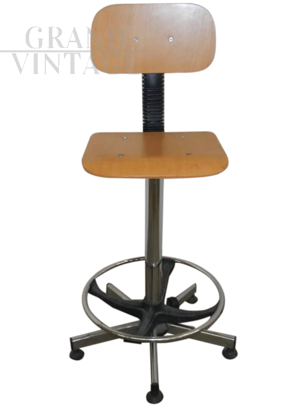 Vintage office stool with backrest and wheels, 1980s