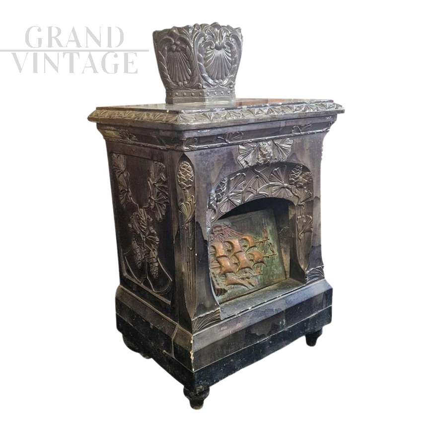 Late 19th - early 20th century majolica stove