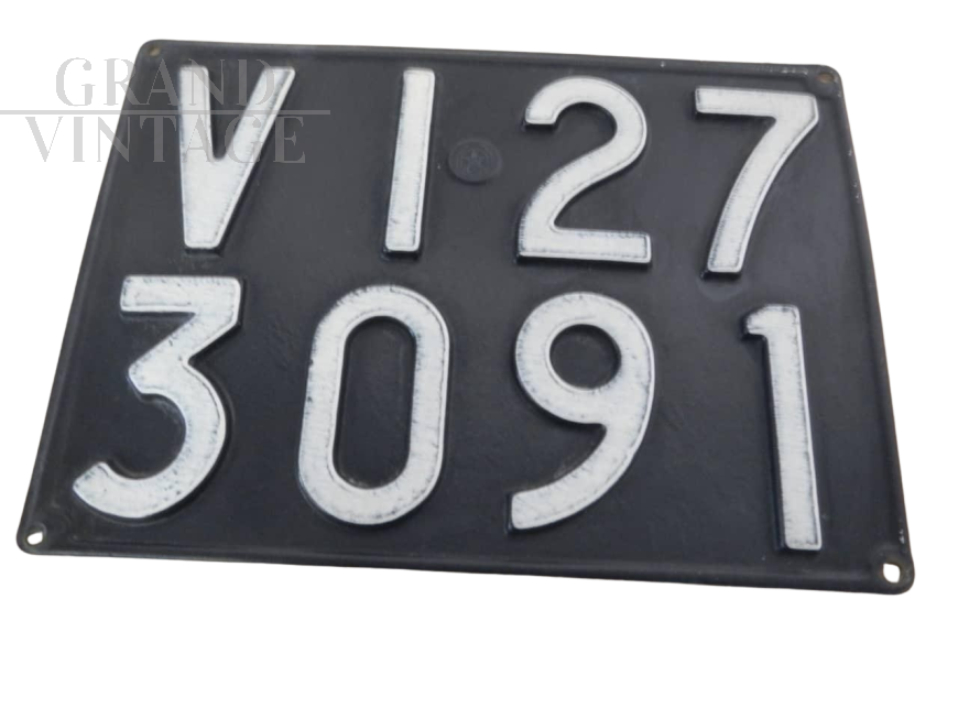 Vintage Vicenza VI27 car license plate