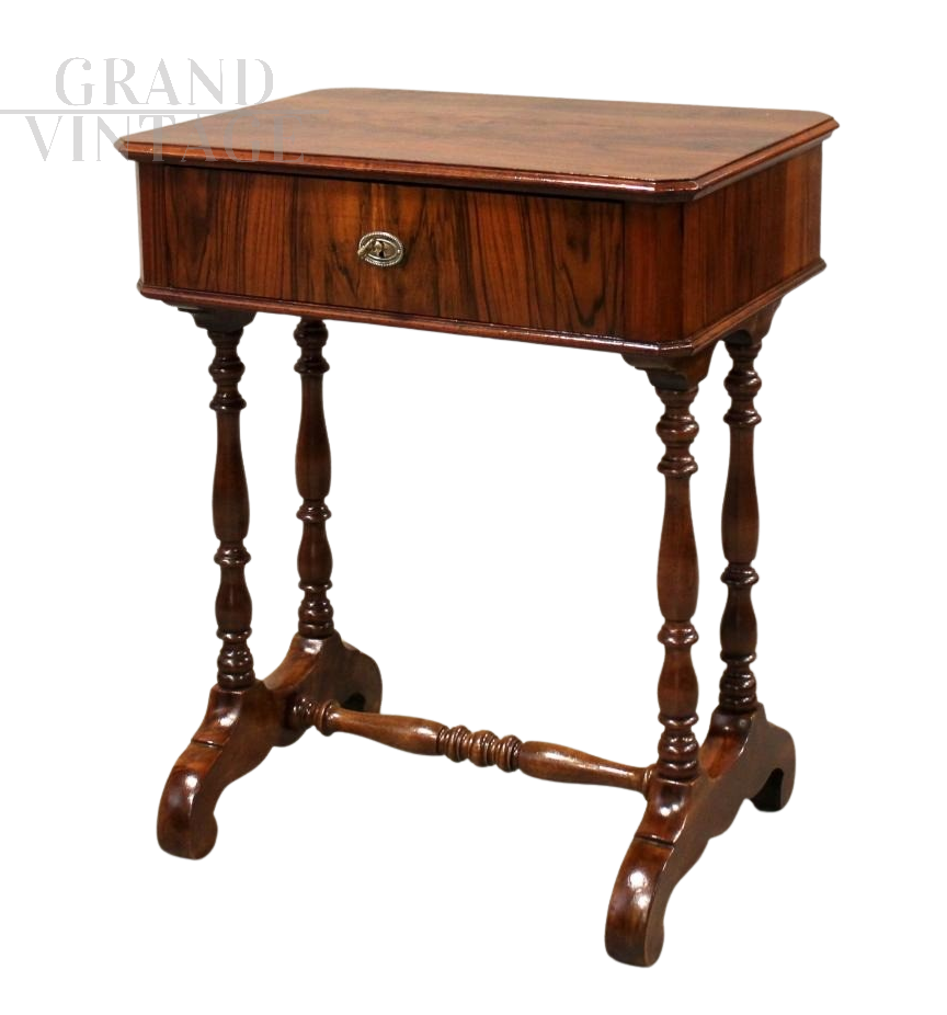 Louis Philippe walnut coffee table from the 19th century with drawer