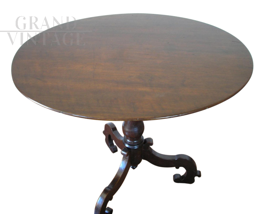 Antique oval table from the 18th century, Italy Milan area