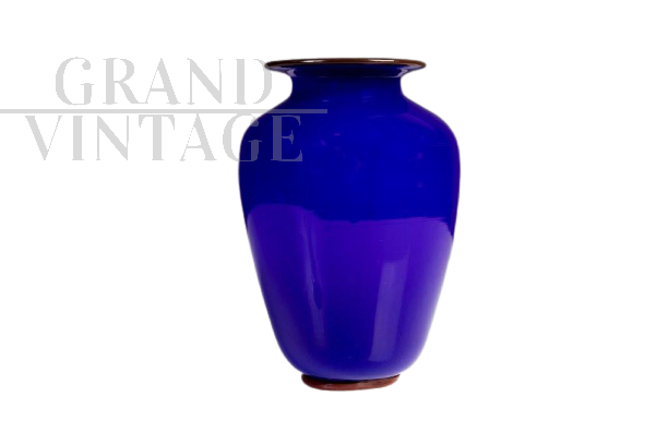 Barovier and Toso vase in electric blue Murano glass, 1980